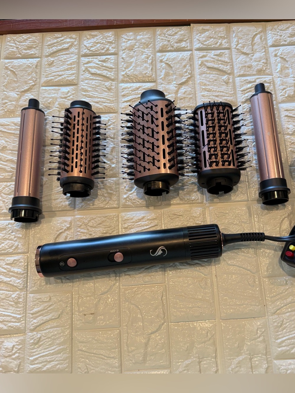 EasyWave 6-in-1 Hot Air Styler Dryer Brush Set Rose Gold with Case